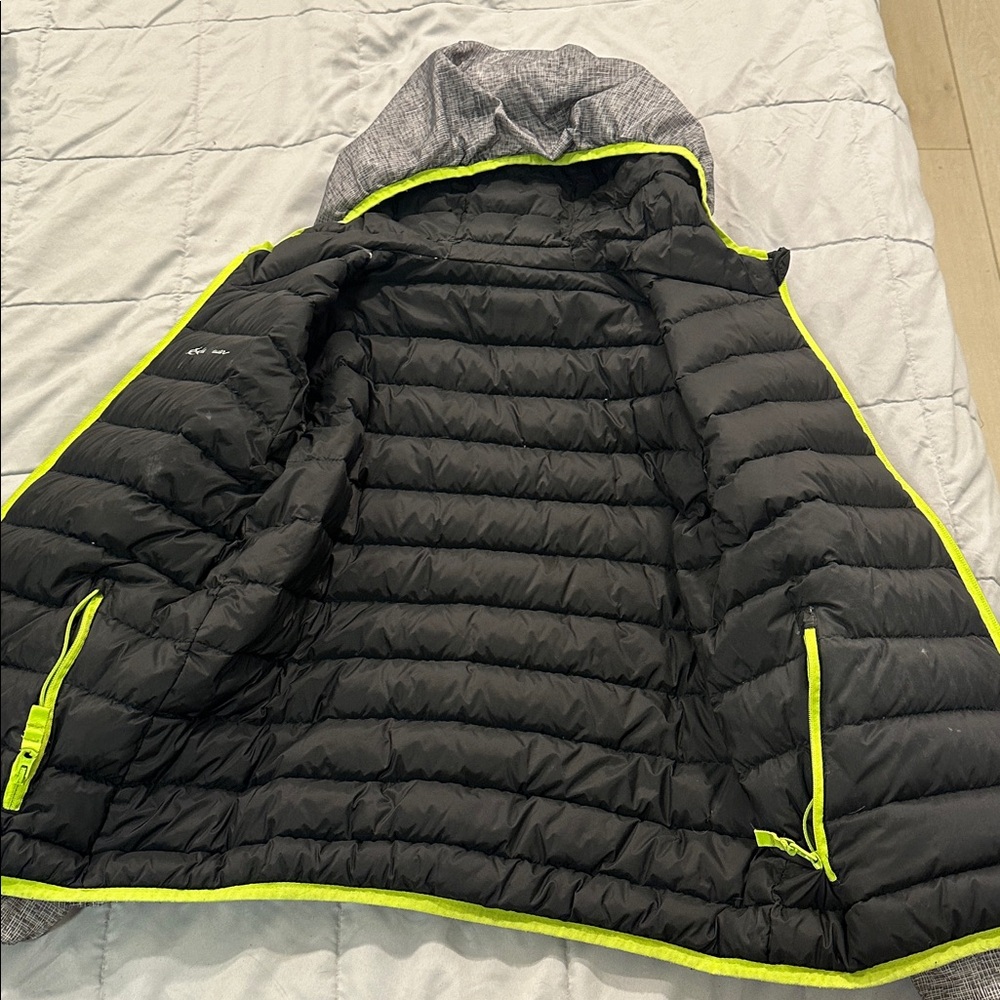 Eddie Bauer Kids Gray and Neon Yellow Puffer Jacket reversible - Picture 3 of 5
